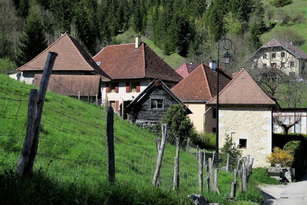 Вілла La Fraceline Saint-Pierre-d'Entremont  Екстер'єр фото